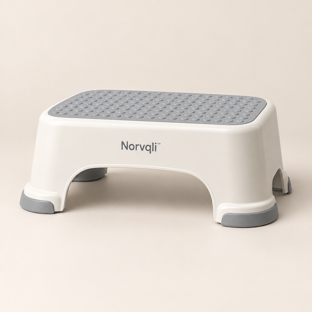 Norvqli™ Non-Slip Children’s Bathroom Step Stool hero